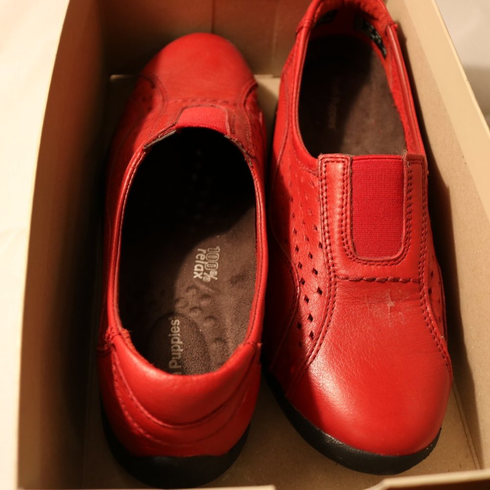 Red Hushpuppies leather slip-ons gently worn 8.5